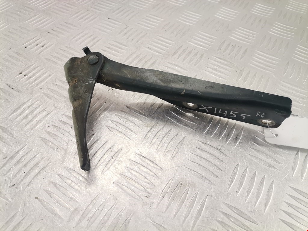 Петля капота левая/правая SUBARU Legacy 1994-1999