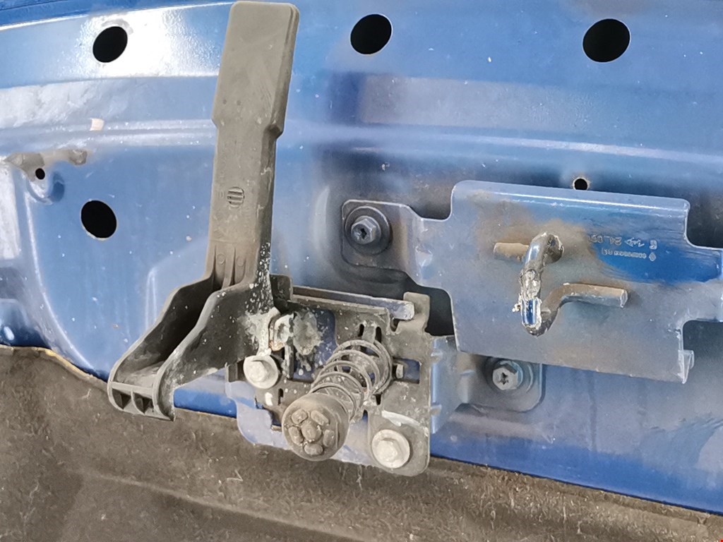 Капот RENAULT Scenic III 2010-2015