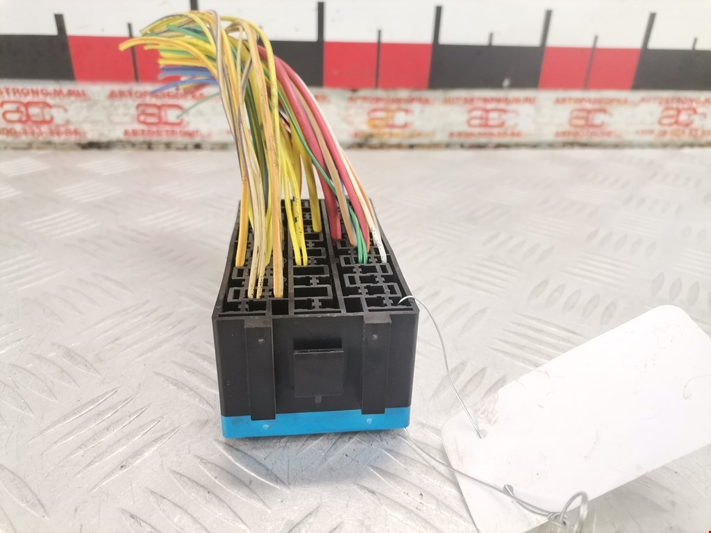 Датчик уровня в бачок омывателя RENAULT Scenic I 1996-2003