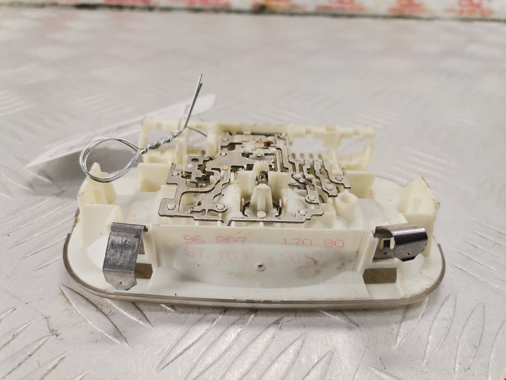 Плафон салонный (салона фонарь) CITROEN C3 2009-2016