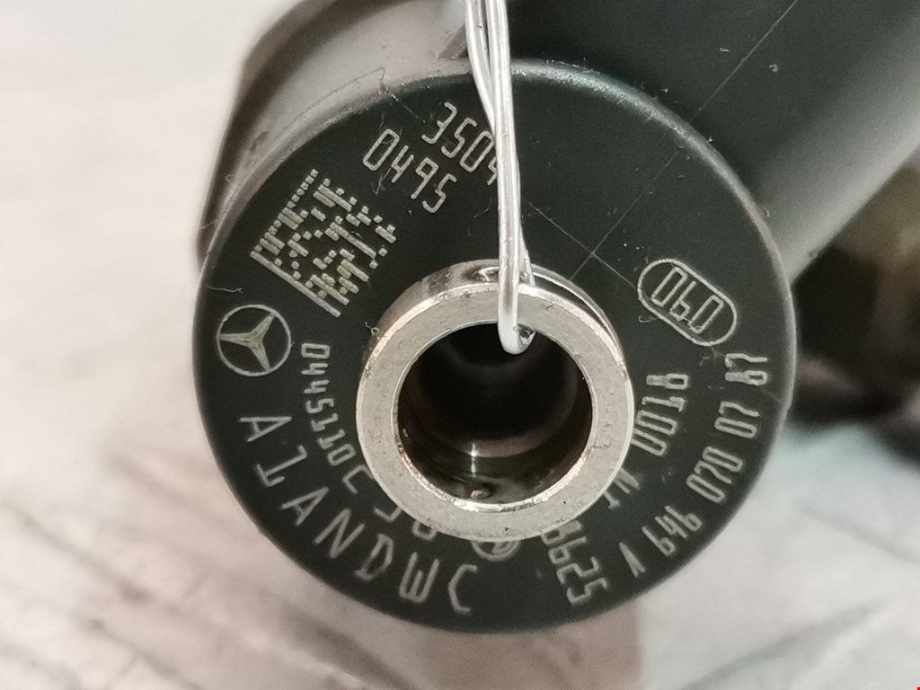 Форсунка дизельная электрическая MERCEDES-BENZ C-Class C-klasse W203 2000-2007