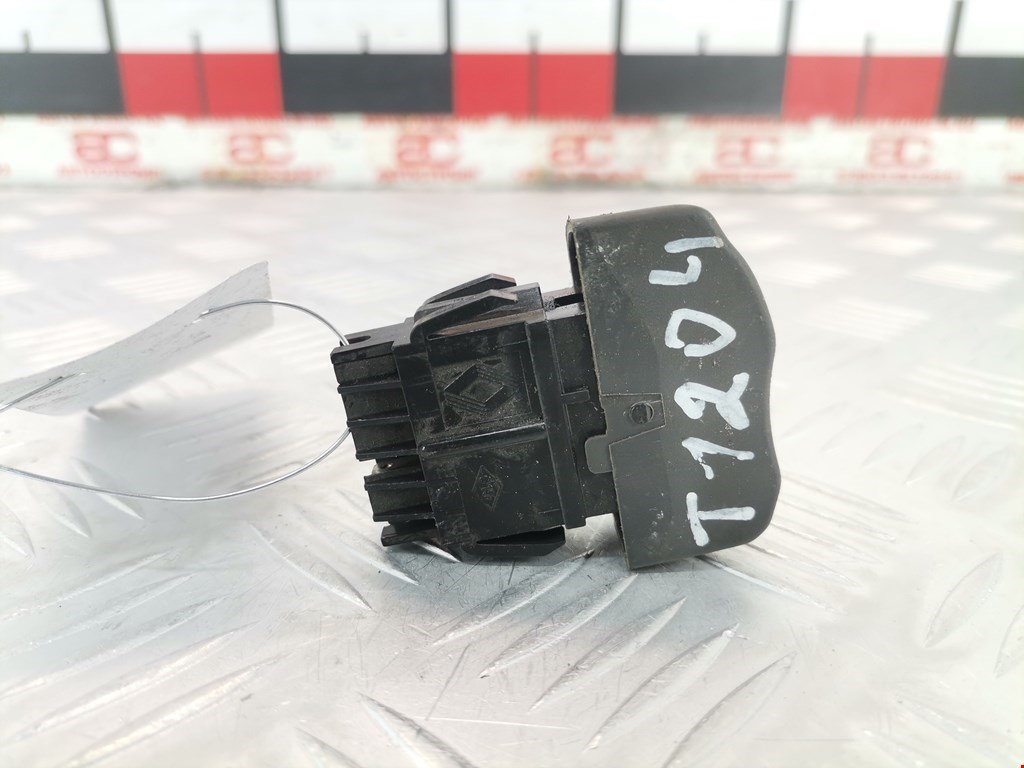 Кнопка центрального замка RENAULT Scenic I 1996-2003