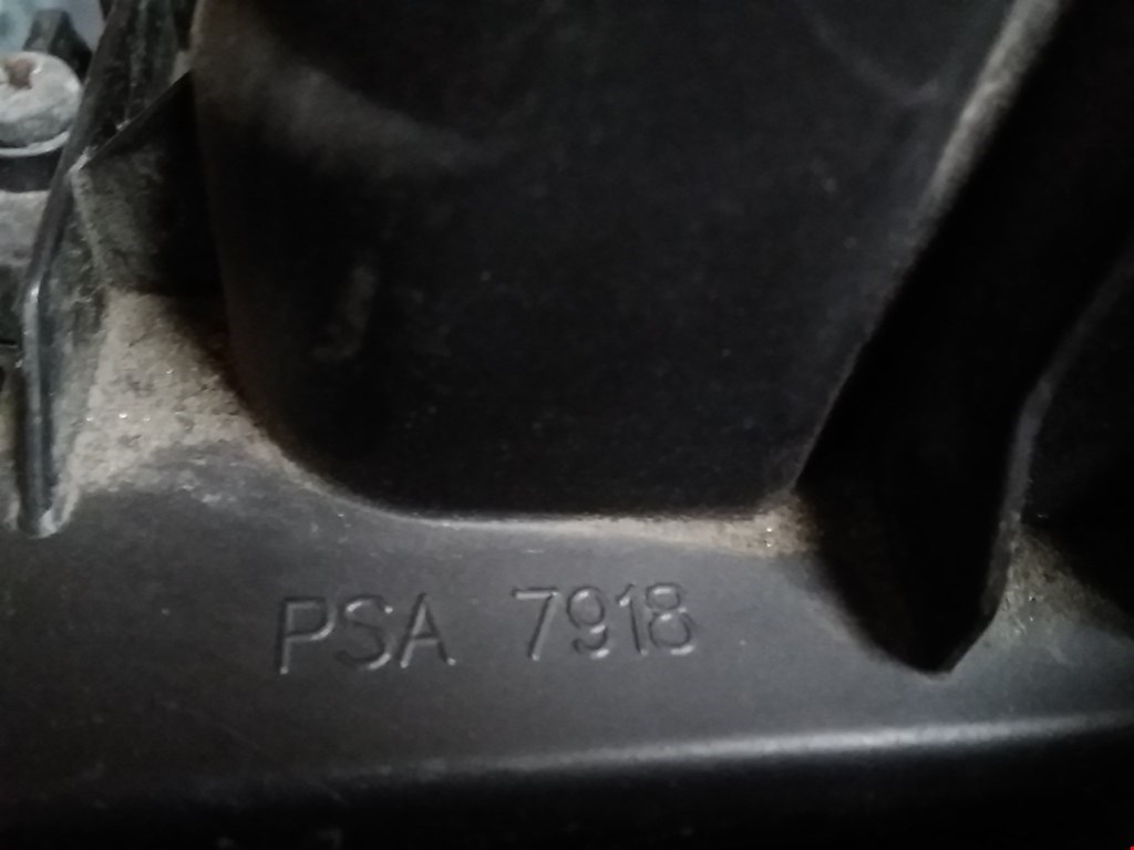 Корпус воздушного фильтра CITROEN C4 Picasso 2006-2013