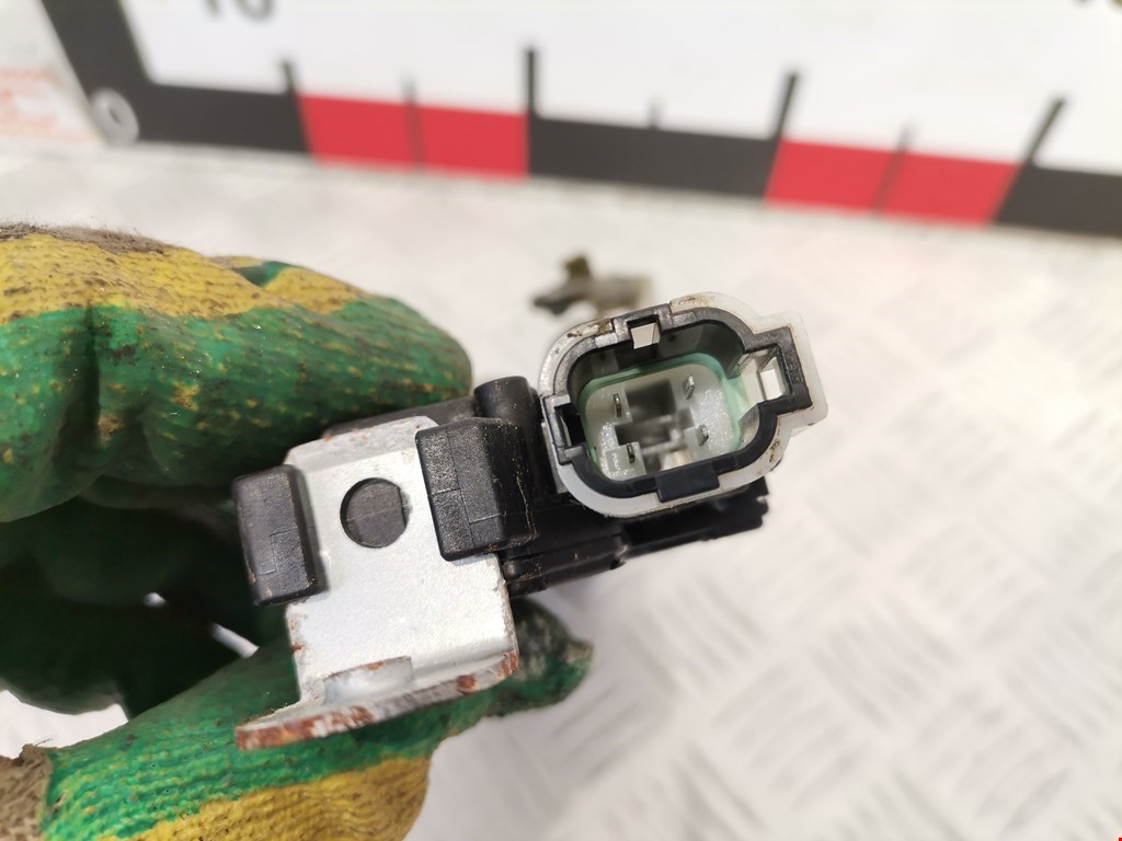 Замок двери передней левой SUBARU Legacy 1994-1999