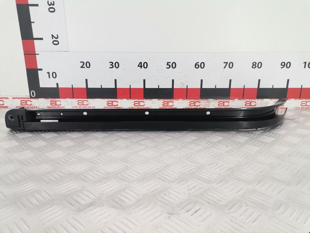 Направляющая сдвижной двери Citroen Berlingo 2 (B9) (2008-2018)