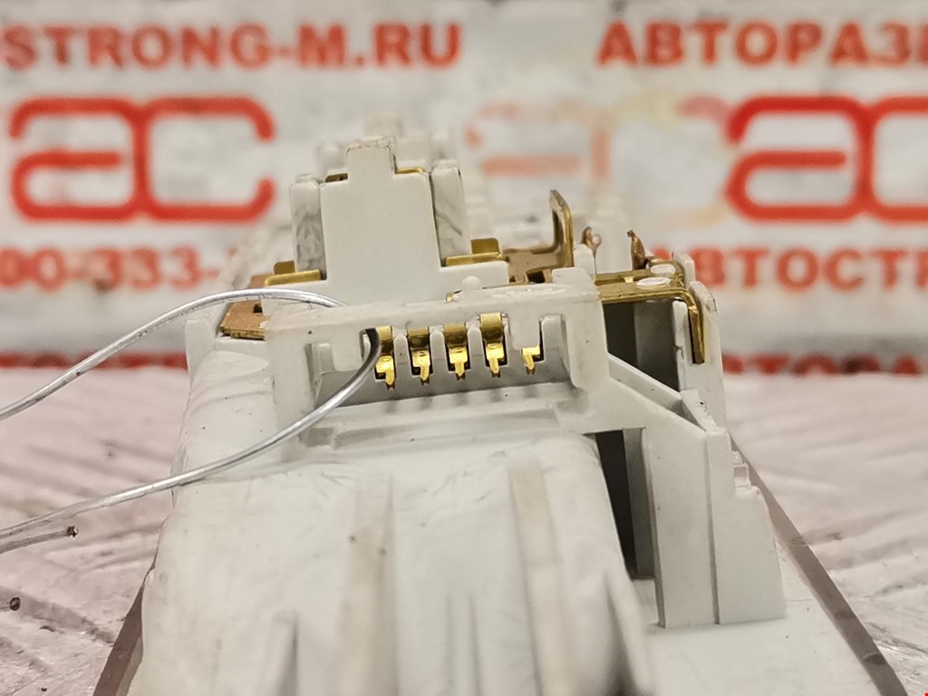 Плафон салонный (салона фонарь) RENAULT Logan II 2014-2022