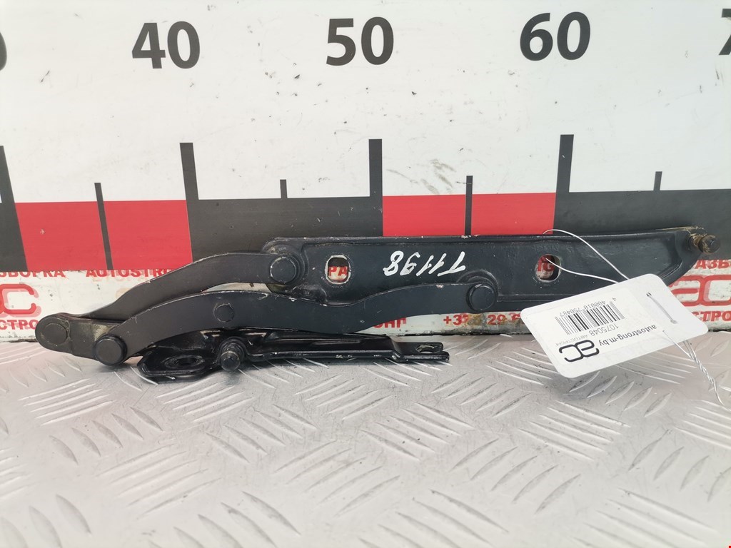 Петля крышки (двери) багажника BMW 3-Series (E46) (1998-2007)