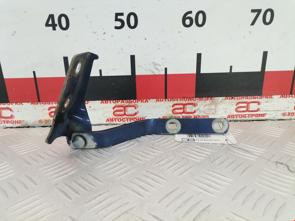 Петля капота левая/правая VOLKSWAGEN Polo III 1994-2001