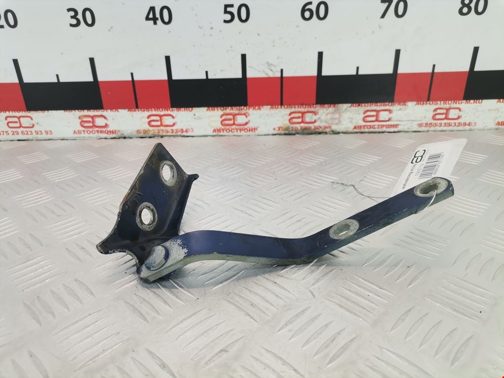 Петля капота левая/правая VOLKSWAGEN Polo III 1994-2001