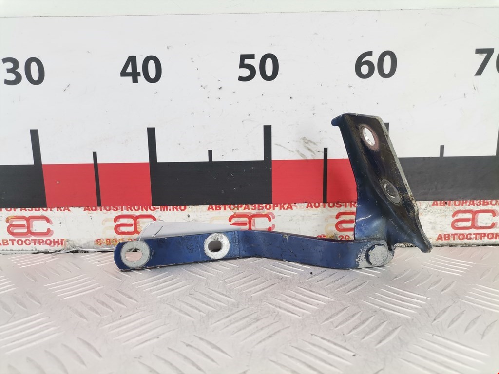 Петля капота левая/правая VOLKSWAGEN Polo III 1994-2001