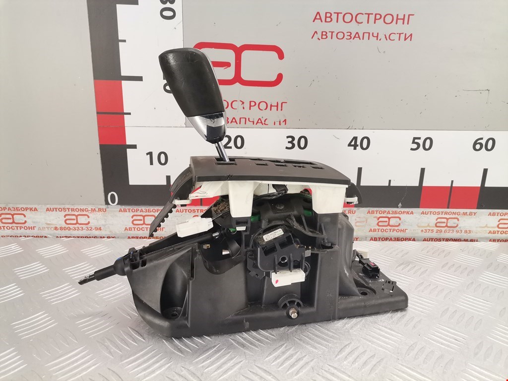Кулиса (селектор) АКПП/МКПП в салоне DODGE Journey 2008-2020