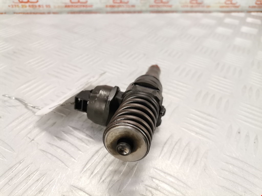 Форсунка дизельная электрическая SEAT Ibiza 2002-2008