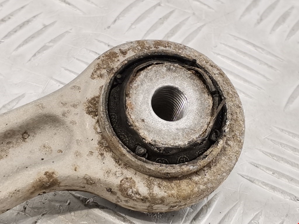 Рычаг задний правый MERCEDES-BENZ C-Class C-klasse W204 2007-2015