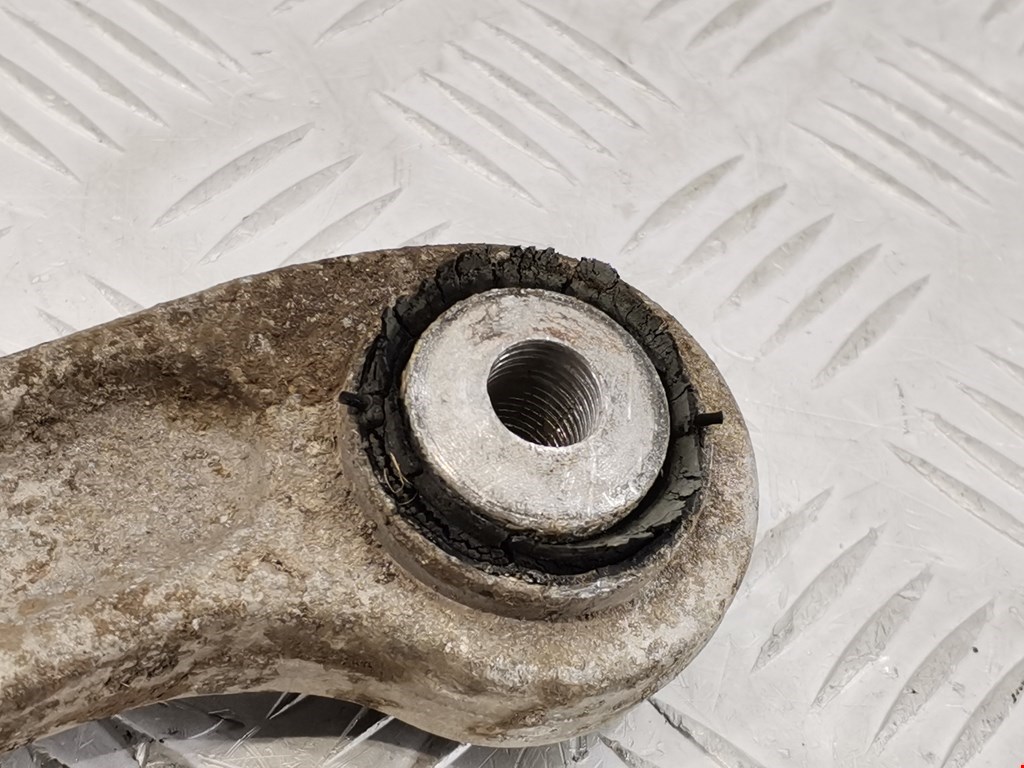 Рычаг задний правый MERCEDES-BENZ C-Class C-klasse W204 2007-2015