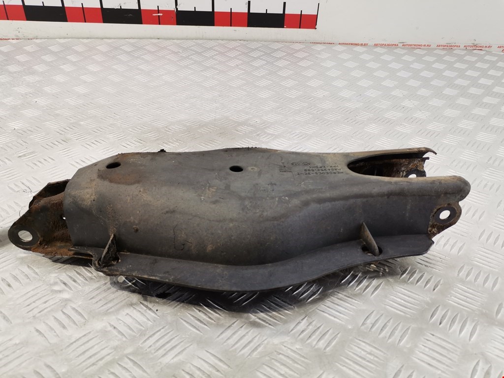 Рычаг задней подвески Mercedes C-Class (W204) (2006-2015)