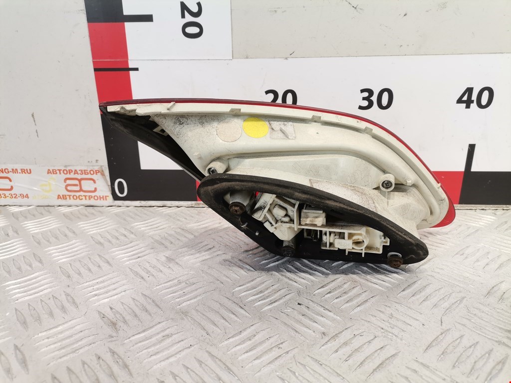 Фонарь задний внутренний правый OPEL Astra J 2009-2017