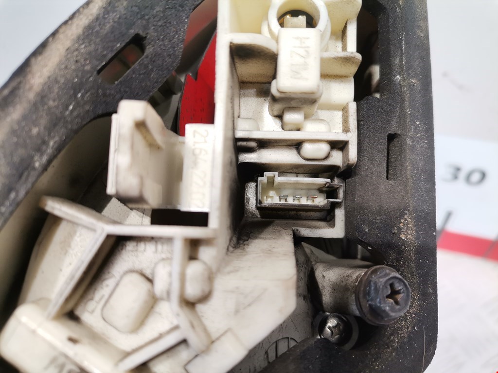 Фонарь задний внутренний правый OPEL Astra J 2009-2017