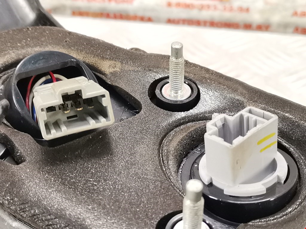 Фонарь задний левый MAZDA Mazda 3 BL 2009-2013