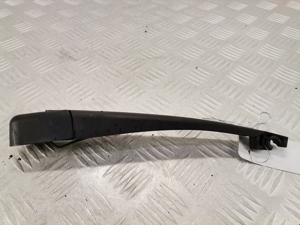 Поводок стеклоочистителя заднего Kia Ceed 1 (ED) (2006-2012)