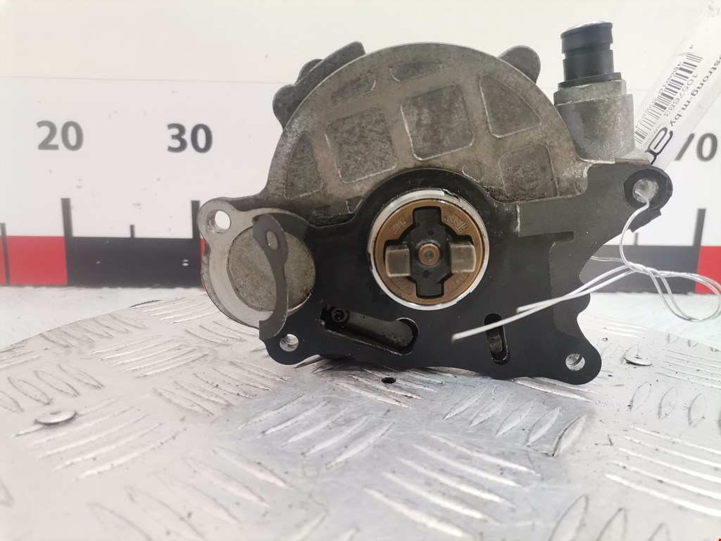 Насос вакуумный Audi A3 8P (2003-2013)