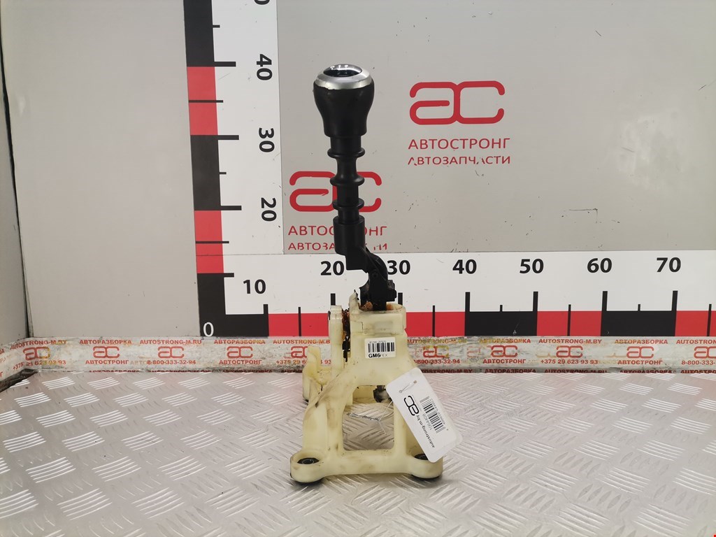 Кулиса (селектор) АКПП/МКПП в салоне KIA Sorento 2009-2021