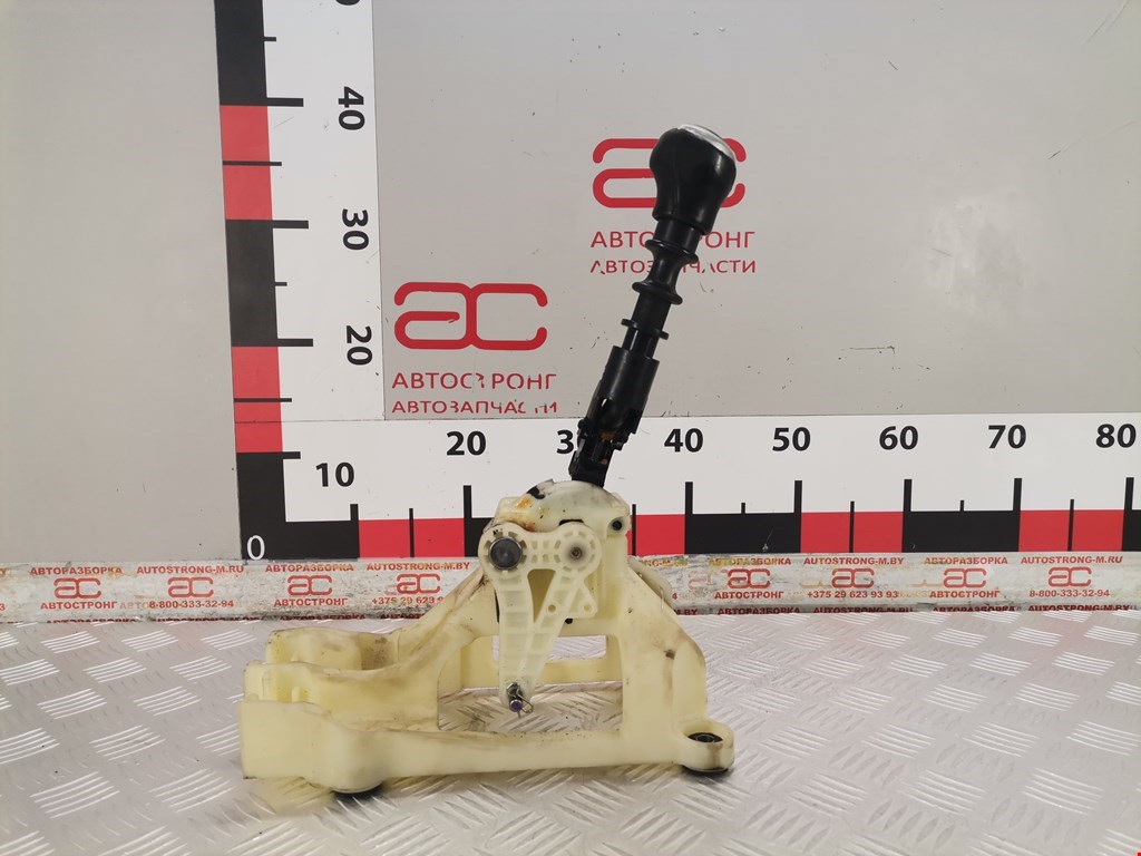 Кулиса (селектор) АКПП/МКПП в салоне KIA Sorento 2009-2021