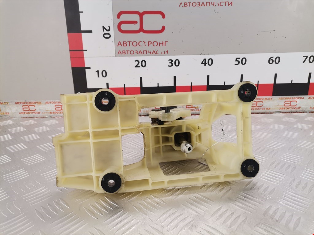 Кулиса (селектор) АКПП/МКПП в салоне KIA Sorento 2009-2021