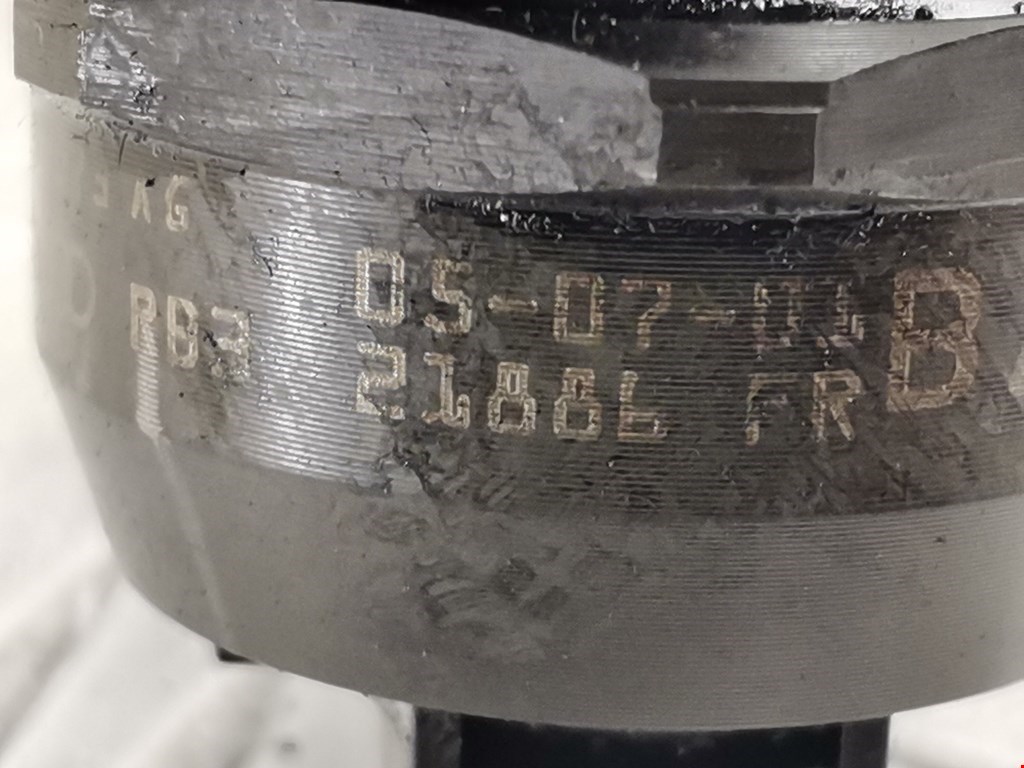 Форсунка дизельная электрическая VOLKSWAGEN Passat B6 2005-2011