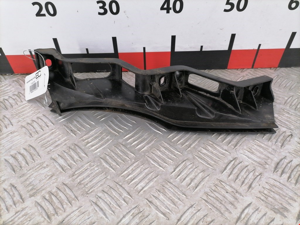 Кронштейн переднего бампера левый VOLKSWAGEN Passat B6 2005-2011