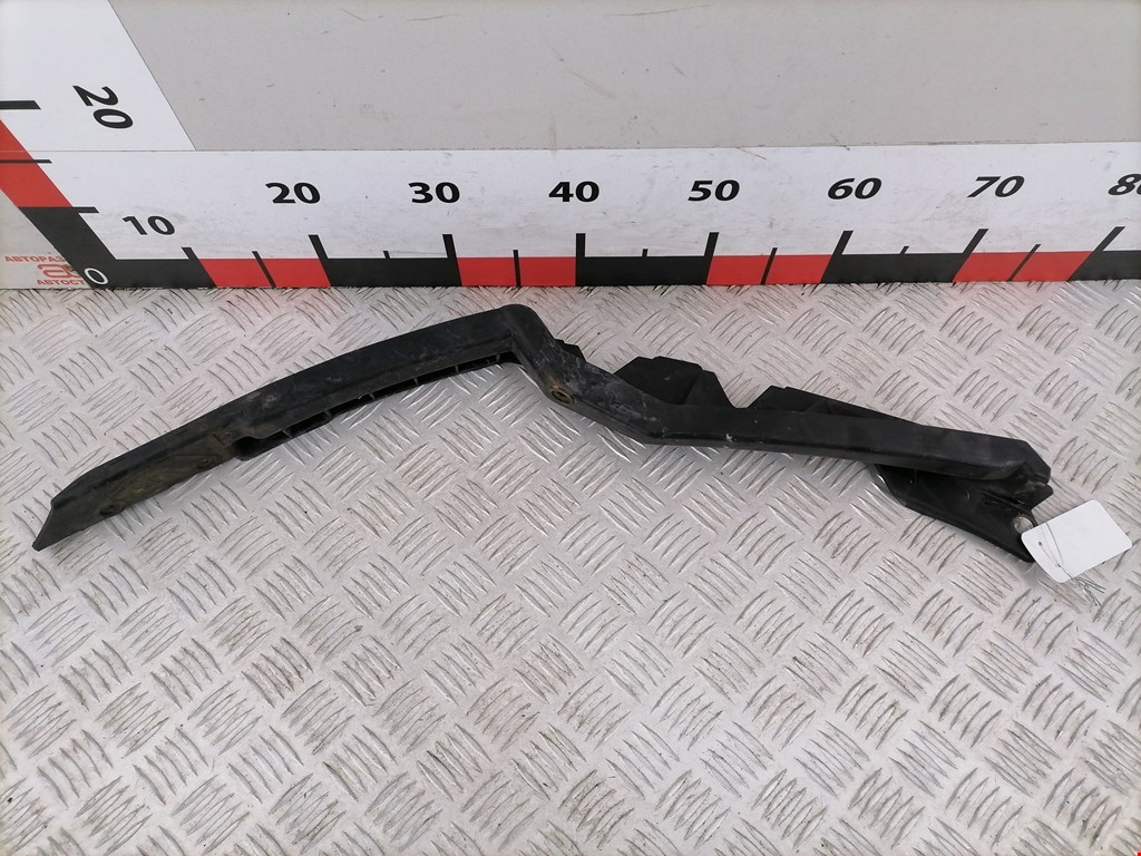 Кронштейн переднего бампера правый SKODA Octavia A5 1Z- 2004-2013