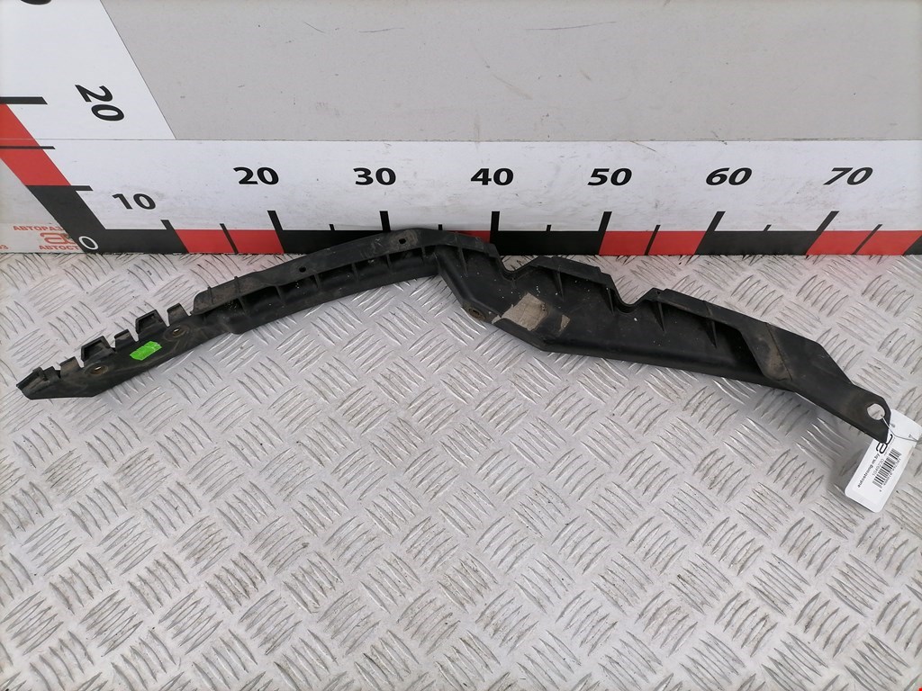 Кронштейн переднего бампера левый SKODA Octavia A5 1Z- 2004-2013