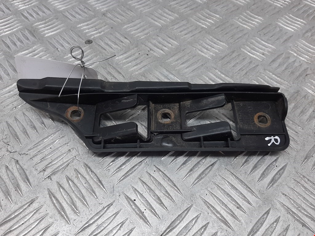 Кронштейн переднего бампера правый VOLKSWAGEN Golf V 2003-2009