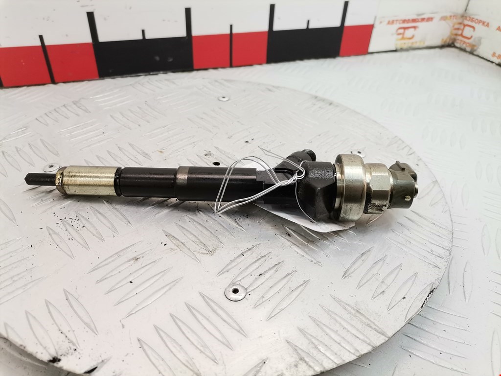 Форсунка дизельная электрическая OPEL Astra J 2009-2017