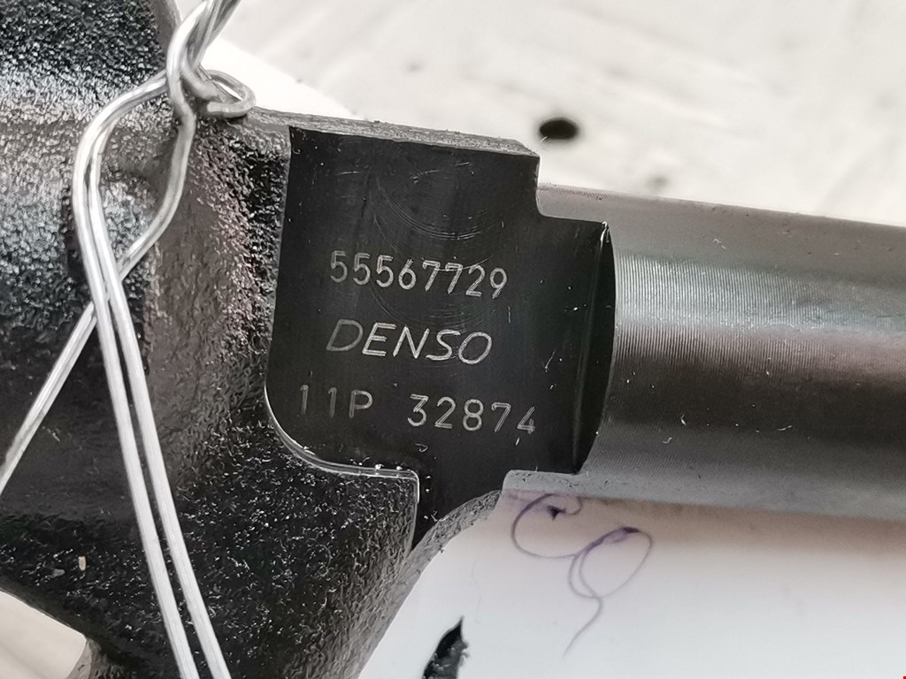 Форсунка дизельная электрическая OPEL Astra J 2009-2017