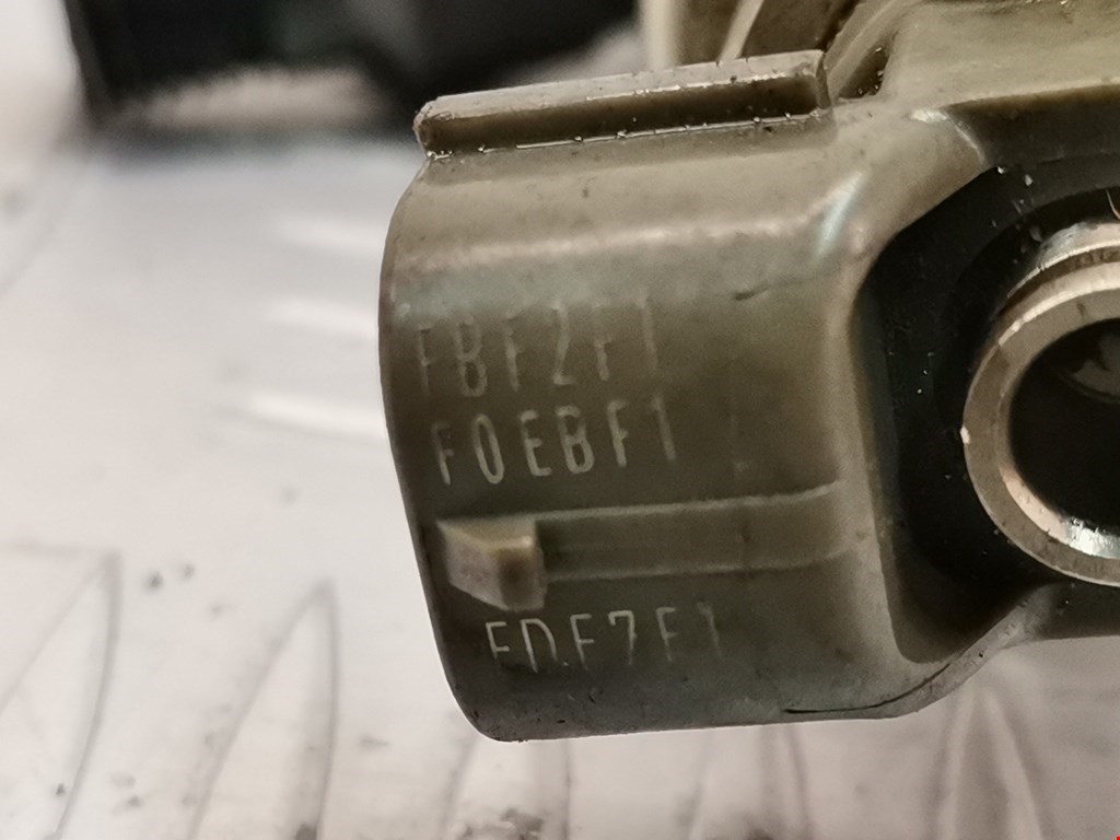 Форсунка дизельная электрическая OPEL Astra J 2009-2017