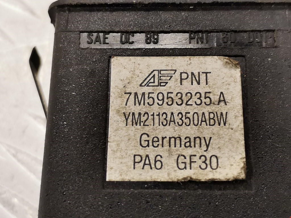 Кнопка аварийной сигнализации (аварийки) FORD Galaxy 1995-2005