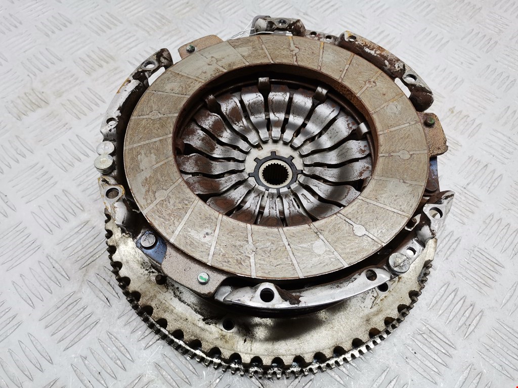 Маховик (демпфер сцепления) DACIA Logan II 2014-2020