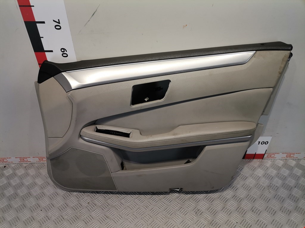 Обшивка двери передняя правая MERCEDES-BENZ E-Class W212, S212, C207 2009-2016