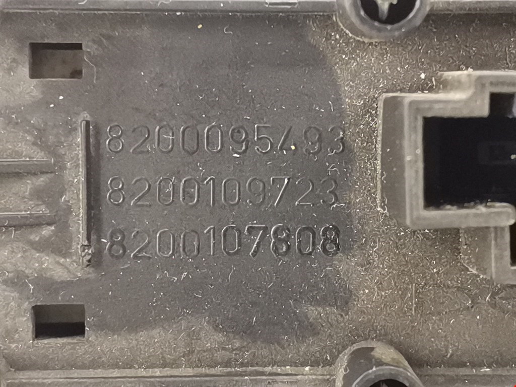 Кнопка аварийной сигнализации (аварийки) RENAULT Scenic II 2003-2010