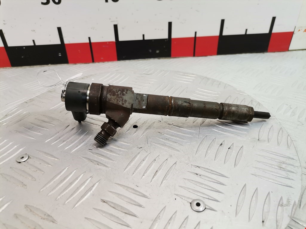 Форсунка дизельная электрическая OPEL Insignia 2008-2017