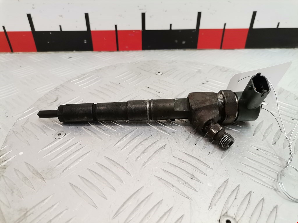 Форсунка дизельная электрическая OPEL Insignia 2008-2017