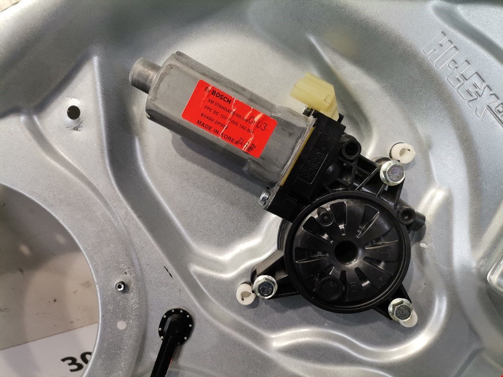 Стеклоподъемник задний правый KIA Sorento 2009-2021