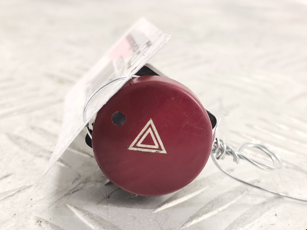 Кнопка аварийной сигнализации (аварийки) PEUGEOT Partner 1996-2009