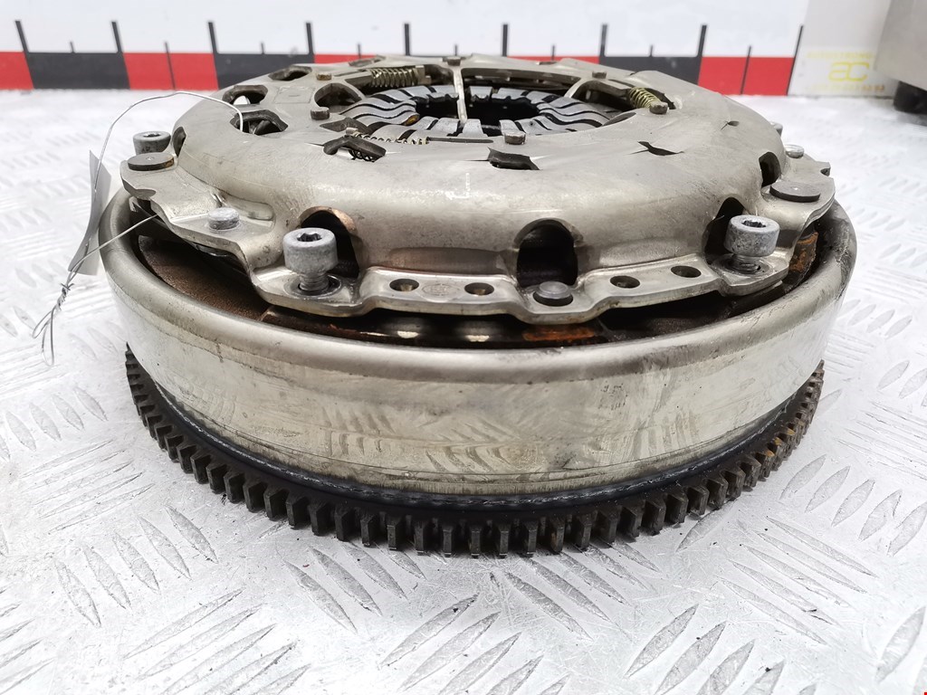 Маховик (демпфер сцепления) BMW 3er E90/E91 2005-2012