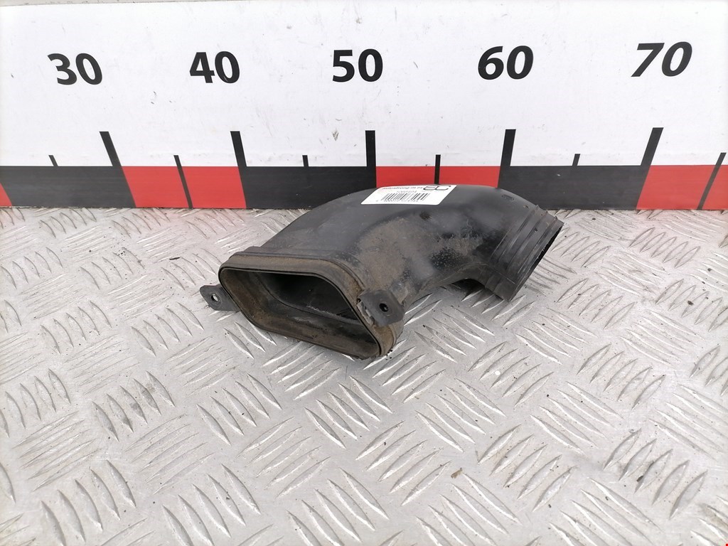Воздуховод AUDI A4 B7 2004-2007