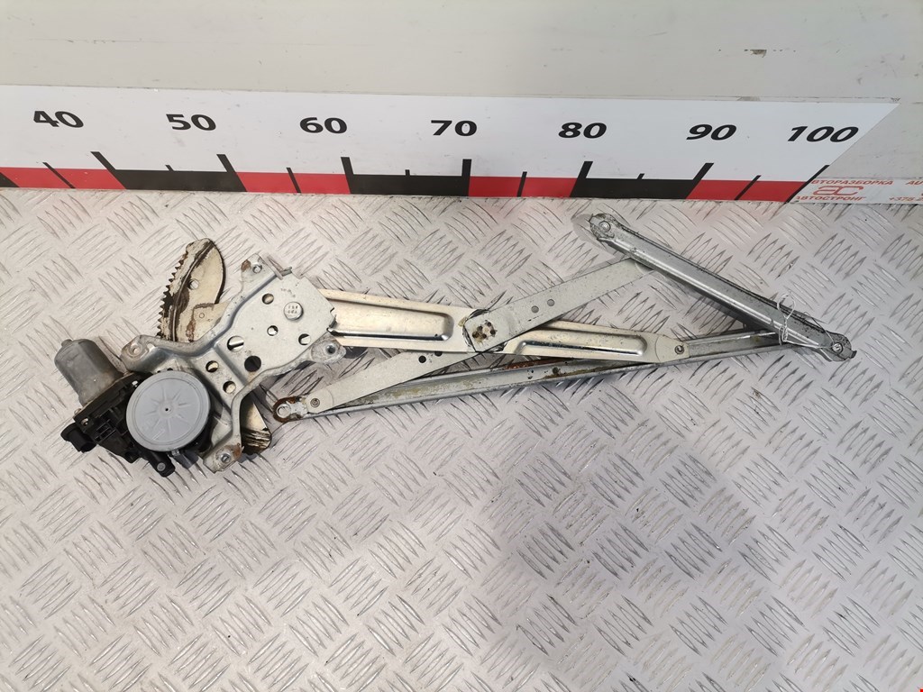 Стеклоподъемник передний правый SUZUKI SX4 2006-2014