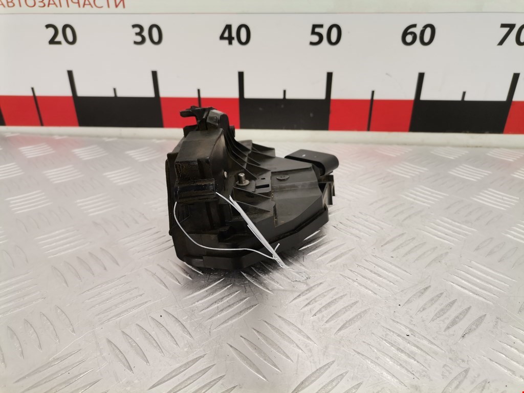 Замок двери передней левой FORD Fiesta 2008-2012