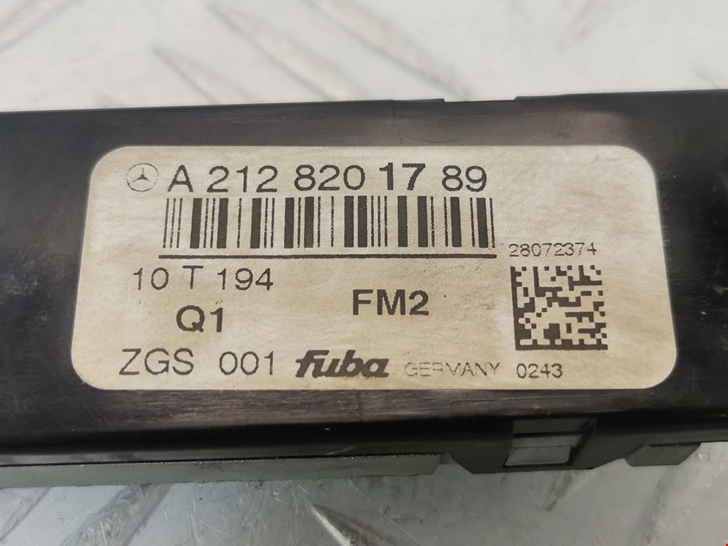 Усилитель антенны MERCEDES-BENZ E-Class W212, S212, C207 2009-2016