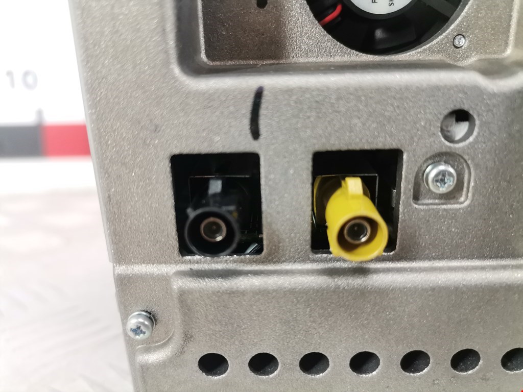 Магнитола MERCEDES-BENZ B-Class W245 2005-2011