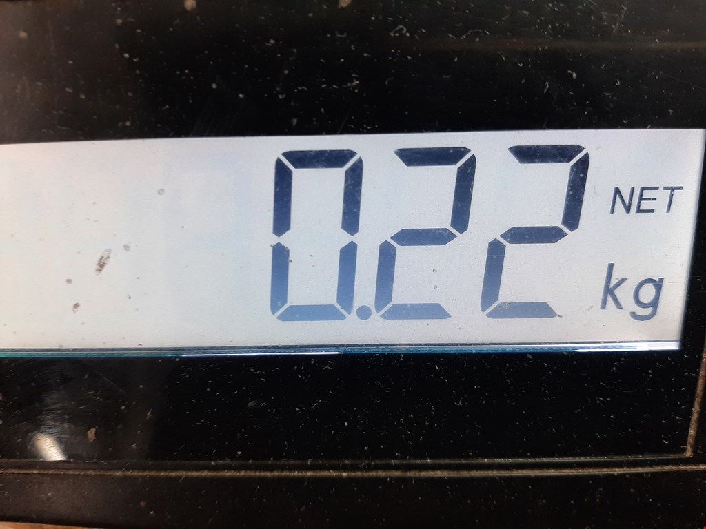 Уплотнитель (внутри) AUDI A4 B7 2004-2007